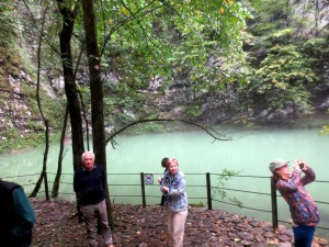 Navdušuje tudi Divje jezero